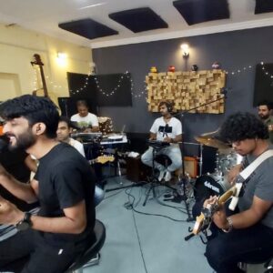 Mohammed Irfan Instagram - Performing online (digital concert) is another learning experience for me and it is both challenging and exciting at the same time! Thank you @sherrinvarghese and the entire team at @thecircuitindia for helping us out and enabling a smooth flow for my team’s performance in 2 concerts. Looking forward to many such collaborations in the future.