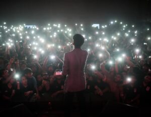 Mohammed Irfan Instagram - I love being in this relationship with my audience! I hope it lasts forever and ever.. 
@tmtalentmanagement @santanu.creation @eventmas_india_official #burdwanmedicalcollege