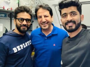 Mohammed Irfan Instagram - Flying high with the legend @gurdasmaanjeeyo and the genius @itsamittrivedi 
Two people I really admire!