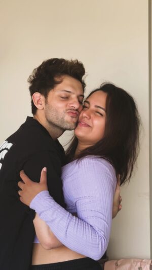 Mohit Hiranandani Instagram - Hadh hi ho gayi yaar.