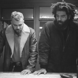 Moisés Arias Instagram - Some pics from set of Samaritan on @primevideo Aug 26th

With the boys @onwardwanna @officialslystallone @pilouasbaek @maxbaer75