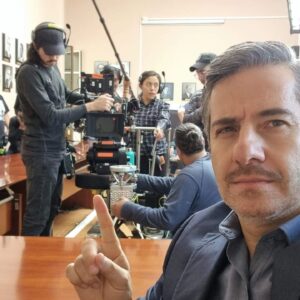 Moisés Arizmendi Instagram - Dias de trabajo y mucha diversión jaliscienses haciendo #elniñero 1a. Temporada. Por @netflixlat