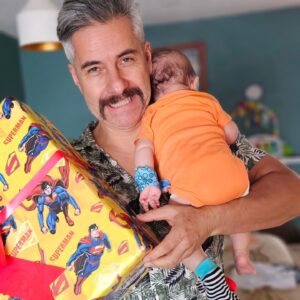 Moisés Arizmendi Instagram - Qué primer Q del año! se fue, se fue Abril y vienen puras cosas buenas.
 #gratitud #agradecimento #amor