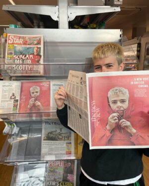 Molly Manning Walker Instagram - Surreal trip to the co op this morning. 

@obsnewreview 

Words by @msmirandasawyer
Photography by @david_vintiner 
Styling by @george_buxton 
Hair and Makeup by @samcmakeup
Trim @rooibos_ldn 

@tapestrylondon @mubi