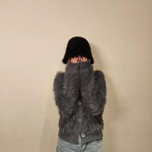 Momo Ogata Instagram - どすっぴんでカーシーとお出かけした☕

このカーディガン私には珍しいカラーなんやけど
大人っぽいって言ってもらえたー🩶🩶

チャコール沢山着よっと🥰

@meemselect 

#meemselect #패션 #패션그램 #옷스타그램