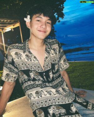 Mon Hatsawatchon Wongsrisai Instagram - Beach 🏝️