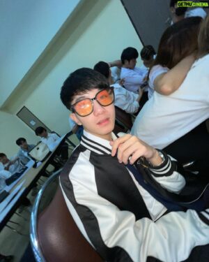 Mon Hatsawatchon Wongsrisai Instagram - Blur😎