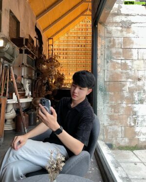 Mon Hatsawatchon Wongsrisai Instagram - call me baby 🫣🖤📞
@casetify_th @getkobe.th
#CASETiFYThailand #CASETiFYSEA
