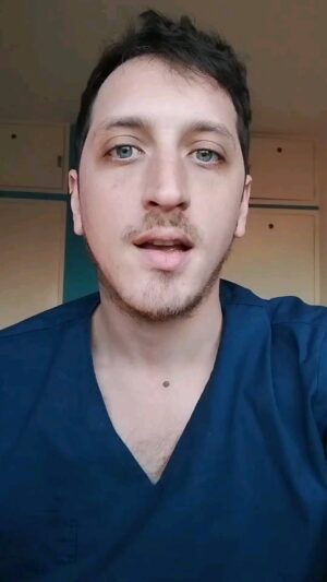 Mónica Cabrera Instagram - #Repost @franco.paco_ 
——
No podemos permitir que pasen los despidos en el Hospital Posadas, uno de los mayores emblemas de la salud pública de nuestro país, el hospital más grande y uno de los hospitales con mayor complejidad que brinda atención a casi 6 millones de personas.

Es más necesario que nunca rodearlos de solidaridad y unir todas las luchas en curso para que no tengamos que pelear todos por separado y así estar más débiles. 

Unidad de los trabajadores.