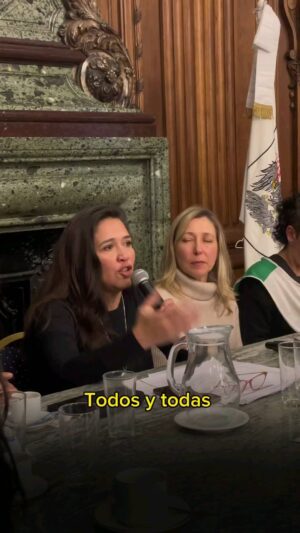 Mónica Cabrera Instagram - #Repost @victoriamontenegro76 
——
Hoy recibimos en la Legislatura a los y las trabajadoras de los Sitios y Espacios de Memoria que fueron despedidos por el Ministro Cúneo Libarona. Este gobierno avanza en su intento por desmantelar la memoria, nosotros vamos, en unidad a organizar la resistencia para enfrentarlos y defender a los trabajadores, a la memoria, la verdad y la justicia.