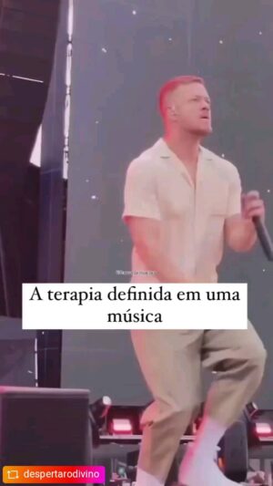 Mônica Rossi Instagram - Sobre não dizer "sim" quando queremos dizer "não", sobre não aceitar o desrespeito, sobre não nos boicotarmos. Sobre, principalmente, nos amarmos mais do que aos outros. 
E viva a terapia!

#terapia
#encontro #autoconhecimento
#autocuidado #desafio #coragem