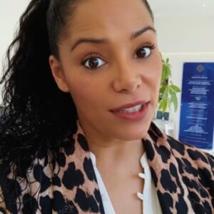 Mónica Sofia Instagram - Osteostrong é a novo espaço do @drpedrocoelho , dedicado ao tratamento e prevenção da Osteoporose. A inauguração é já esta sexta-feira, dia 24, pelas 19h30.
Para garantirem o vosso lugar deverão inscrever-se através deste link:
https://info.osteostrong.pt/convite-inauguracao
.
@osteostrongportugal #osteoorose #drpedrocoelho #inauguração
