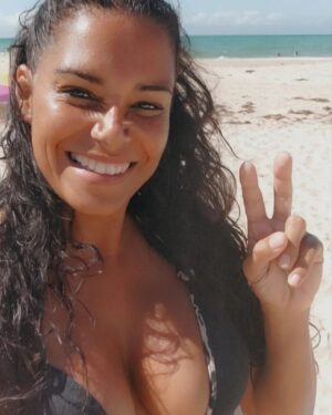 Mónica Sofia Instagram - É Outono mas ainda dá para uma prainha!!! 🏖️
.
#praia