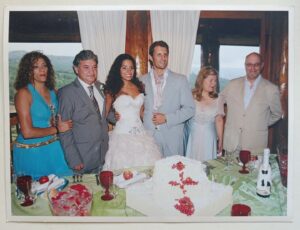 Mónica Sofia Instagram - 17 anos de nós, como um só ❤️ 
Com os nossos sempre ao lado,... as mães que temos a sorte de ter por cá, e os nossos anjos que lá do alto nos vão sempre abençoar! 
Que sejamos sempre felizes meu Rubim 😍
@rubimfonseca
