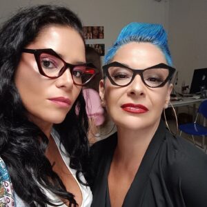 Mónica Sofia Instagram - Em modo divas... Com a verdadeira Diva! 🥰
.
@wandastuart #fashionshow @inter_opticuss @fashion_lusofona #oculos #diva #wandastuart #monicasofiapt