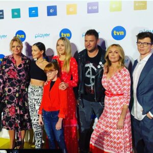 Monika Krzywkowska Instagram - #39ipoltygodnia #TVN #premiera 8 września🙂konferencja ramówkowa TVN ...jak tu dobrze wypaść...
Sukienka, pasek - @elisabettafranchi @grzegorz.bloch.stylista ❤