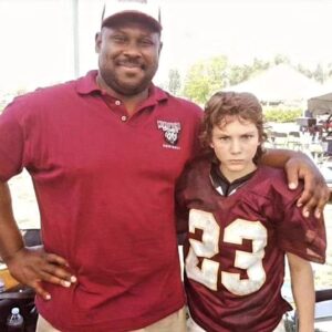 Montana Jordan Instagram - One of us got bigger, and the other lost weight. Regardless from the pilot to the last episode, it has been one hell of a ride and so grateful for the last seven years getting to know work and respect each other. 

So many good memories to hold forever. Thanks to all of you for watching and your support!

#youngsheldonseason7 #georgiecooper #coachwilkins #youngsheldon #cbs #actorslife #love