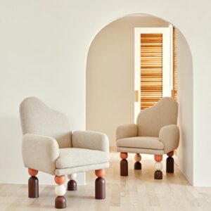 Monthapoom Sumonvarangkul Instagram - Modernform x Pomme Chan : COUPLE CHAIR COLLECTION
เก้าอี้รับแขกดีไซน์พิเศษที่ออกแบบโดย Pomme Chan หรือปอม–ธัชมาพรรณ จันทร์จำรัสแสง ศิลปินนักวาดภาพชื่อดัง ที่เคยฝากผลงานกับโมเดอร์นฟอร์มมาแล้วใน Floral Collection
.
COUPLE CHAIR COLLECTION เก้าอี้ที่ถูกตั้งต้นจากงานดีไซน์ที่ทำออกมาเป็นคู่ ที่ไม่ได้จำกัดแค่เฉพาะคู่รักเพียงอย่างเดียว แต่เป็นเก้าอี้ที่ตอบโจทย์บ้านที่มีหลากหลายความสัมพันธ์ จะพี่น้อง เพื่อน หรือญาติสนิทก็สามารถใช้งานด้วยกันได้ ดีไซน์ของเก้าอี้โดดเด่นด้วยเส้นเคิร์ฟที่โค้งมนให้ความรู้สึกอ่อนโยน และปลอดภัยในการใช้งาน ส่วนของขาได้แรงบันดาลใจมากจากลูกปัด หรือตัวต่อในวัยเด็ก เลือกนำมาจัดวางสลับสีช่วยให้เก้าอี้ตัวนี้ดูสนุกมากยิ่งขึ้น และเลือกสะท้อนความเหมือนที่แตกต่างด้วยกิมมิค Reflection ที่เมื่อนำมาวางต่อกันจะเป็นเคิร์ฟต่อเนื่อง เพิ่มมิติให้ห้องดูสวยงาม หรือจะวางแยกเดี่ยวก็ดูโดดเด่นไม่แพ้กัน
.
สอบถามรายละเอียดเพิ่มเติม @modernformfurniture