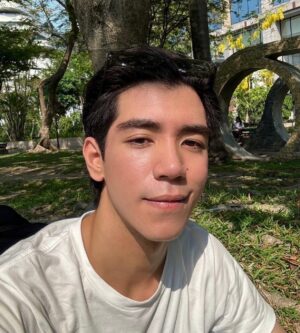 Monthapoom Sumonvarangkul Instagram - Love is a skin that protects you @wildclinic