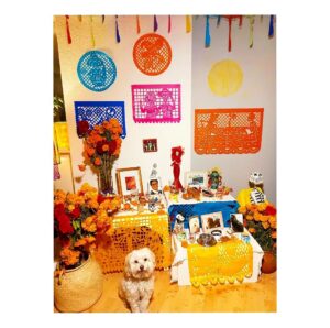 Montserrat Marañon Instagram - Ofrenda de mis amores 2021