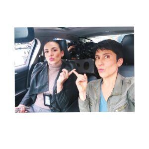 Montserrat Marañon Instagram - Pura diversión trabajar con la maravillosa @luzrramos en #ContraLasCuerdas . Ustedes ya la vieron? Corran a su Netflix más cercano.