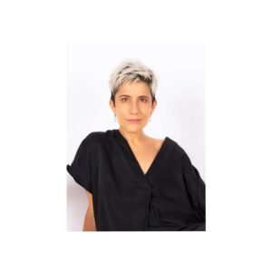 Montserrat Marañon Instagram - Ha sido una semana intensa y apenas es miércoles 😅😅😅, así que serenidad, paciencia y como dicen en Oceánica : ÁNIMO!!! 
La FOTAZA es de la gran @mariajosealosestudio , la mejor!