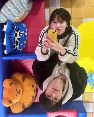 Moon Ji-hoo Instagram - 🌼