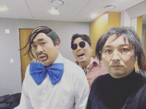 Moon Se-yoon Instagram - 어버버버~합체👍
#코빅 #고인물 #어버버버