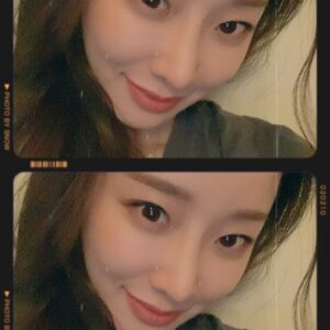 Moon Ye-won Instagram - Happy New Year ❤️ 2022
모두 건강하고 행복하소서 🙏