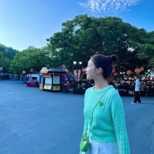 Moon Ye-won Instagram - 2023년을 함께한, 희로애락 가득했던 최나연 안녕 ❤️
이제는 모두가 행복만 하기를.. 🫶
함께한 모든 분들 고생 많으셨습니다
여러분들도 모두 모두 건강하고 행복하소서 🙏

저는 이제 하나 둘 밀린 사진들을 올려보겠습니다 !
( 2023년에도 변함없이 사진 찍어준다하면 민망함에 발악하는 편 😉 )