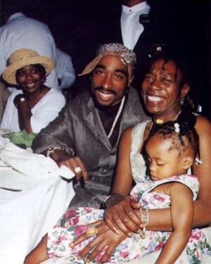 Mopreme Shakur Instagram - #Repost @tupac.x.shakur
・・・
Sad that ur 2 gone from this world... again Happy Birthday Black Queen Afeni Shakur 🌹 #2pac #tupac #tupacfamily #RIPBigSyke #RIP #BigSyke  #NateDogg #ThugLife #radio #PourOutALittleLiqour #yakikadafi #husseinfatal
#RestInPeace  #HipHopRadio  #tupacshakur #tupacamarushakur #makaveli  #instagood  #instafollow #HipHop #O4L #Outlawz  #rap #music  #outlaw4life  #goat  #westside  #Killuminati  #makavelithedon