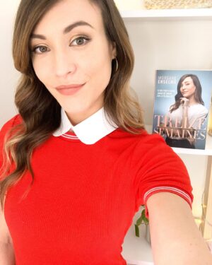 Morgane Enselme Instagram - On a passé les 100 avis sur Amazon et je suis trop contenteee 😁💫 Je veux juste dire un immense MERCI à tous ceux qui ont pris le temps de laisser un avis sur les plateformes en ligne et qui ont soutenu ce livre d’une manière ou d’une autre. Ceux qui l’ont lu, offert, qui en ont parlé autour d’eux ou qui ont liké un post à son sujet. Vous avez aidé une jeune auteure à partager son livre avec le monde et ça représente beaucoup pour cette personne. Merci avec trois points d’exclamation !!! ❤️❤️❤️ #TreizeSemaines ❤️❤️❤️
.
🇺🇸 My book passed the 100 reviews on Amazon and I’m so happyyy 😁💫. Just wanted to say thank you to everyone who left a review or supported the book in any way. Every person who read it, offered it, talked about it or liked a post about it. You supported a young author sharing her first book with the world and it means a lot to this person. Thank you with three exclamation points !!! ❤️❤️❤️ 
P.S: The book was published in French and is currently getting translated in English 🇺🇸✨