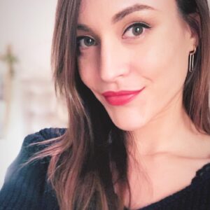 Morgane Enselme Instagram - Moi au premier rendez-vous VS. Moi après 3 semaines. 😇
.
Me at the first date VS. Me after 3 weeks. 😇