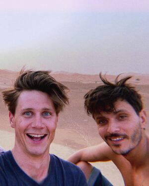 Moritz Jahn Instagram - Desert days 🌞💛🦂 shooting @sasrogueheroes 

🌪out now 🌪 @bbciplayer 🌪 @epix 🌪 @hbomax 🌪
