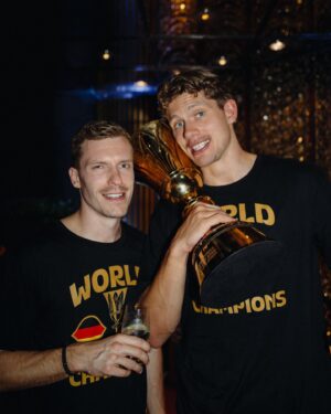 Moritz Wagner Instagram - Golden hours