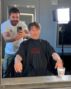Morten Harket Instagram - Never trust a musician
✂️ @janthomasofficial