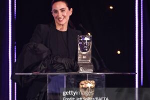 Morven Christie Instagram - Thank you for having me @baftascotland -a lovely night, a joy to be among so many great souls, and an honour to present the electric @gribbenlewis with his Best Actor award. 🖤

Special shoutout to Mason (final pic) who was out there alllllll day for pics and chats and who gave me a lovely cuddle when I came back down in my fancy garms ❤️

📸 @snapperjeff @carlopaloniphoto @euancherry @gettyentertainment