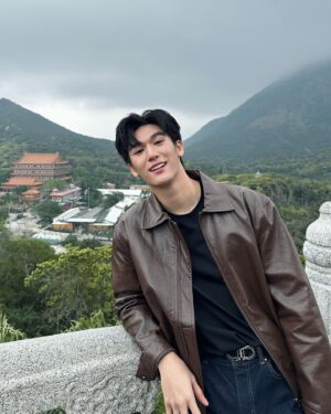 Mos Panuwat Sopradit Instagram - Mos in Hong Kong🇭🇰

#sunsetxvibes 
#เพียงชลาลัย