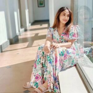 Mouli Ganguly Instagram - Belleza enlo simple !