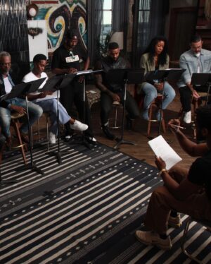 Mouna Traoré Instagram - Scene & Heard: a table read series at @sohohouse by @michaeloloyede_ and @ucheaguh 

I was fortunate enough to be part of the inaugural event, reading the role of Sade in the stunning new pilot “BLOOD & OIL” created by Michael Oloyede and Uche Aguh. Congratulations and thank you both for inviting me to collaborate with your wonderful community of artists 🤎 What a dream! I can’t wait to see it on screen! 💫

Photos by @tyrenredd