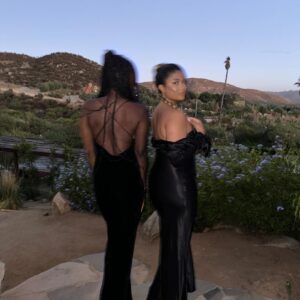 Mouna Traoré Instagram - Celebrating the birth of @ayresnouveau in Mexico, featuring the comet Nishimura and a restaurant shaped like a garlic bulb 🍷🧄💫