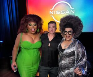 Mrs. Kasha Davis Instagram - What a MARVELOUS night celebrating @queerty 50 for #pride in NYC! BIG CONGRATULATIONS to one of my favorite people @brockmcgillis33 for his incredible contribution to the LGBTQIA community ✨✨#inspiring 

Swipe thru to see all these FABULOUS people! 🌈🥰

MKD look @the_maya_douglas ⭐️