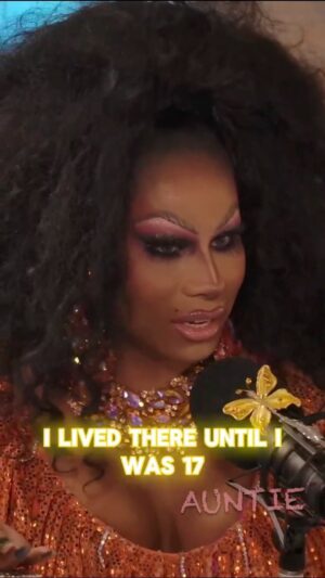 Mrs. Kasha Davis Instagram - I’m THRILLED to share that our next guest on my #podcast Auntie is the sassy, saucy and SIMPLY SENSATIONAL @kylaminx 💋

We are #sisters from my earliest days in drag and this queen is not only a stellar person and performer but actively involved in community health and wellness. YOU WILL LOVE HER! ✨🤩 (I want to see her on @rupaulsdragrace soon! )

Listen where you podcast and watch starting 6/27 on my @youtube 

Production & Recording @rocvoxrecording 

#drag #mrskashadavis #rupaulsdragrace