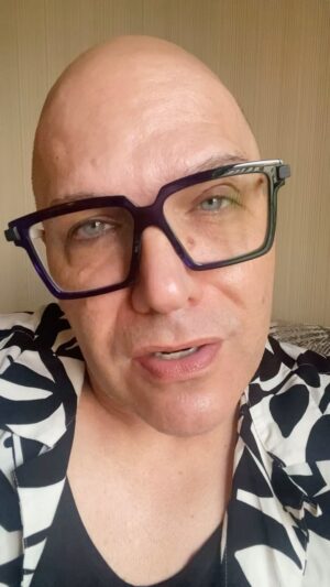 Mrs. Kasha Davis Instagram - Good morning! ☀️ 

Let’s have a conversation vs threats of violence. 

I believe we will make more progress with a greater likelihood of coming together on drag story hour by having an open conversation. Let’s not let misinformation and ignorance determine what’s appropriate for our youth. 🦋 

#storyhour #dragstoryhour #dragisnotacrime #nohate #aclu #hate #conversation #kindness 

@aclu_nationwide @humanrightscampaign @worldofwonder @thedailyshow @cnn @jarrettcreative