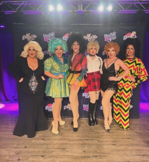 Mrs. Kasha Davis Instagram - We are THRILLED bring these INCREDIBLE talents to Rochester!!! Watch for MORE ftom @dragme2thestage 🤩

Venue @essexrochester 
Queens @aggydune @dariennelake @thorgythor @plasmanyc @maddymorphosis @mrskashadavis 

#rupaulsdragrace #rochester #dragqueen #dragisnotacrime
