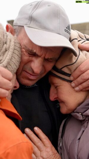 Mstyslav Chernov Instagram - I wish to see more of these stories next year.

Be strong. Love. Fight. Survive.

Ukrainian families reunite after Russian retreat
Some embraced in the middle of the road. Others squeezed hands and choked back tears. Still more sobbed outside their homes. All had yearned for this same moment — to be reunited with their loved ones after Russian troops withdrew from their villages in southern Ukraine.

Families were torn apart when Russia invaded in February, as some fled the Russian advance and others hunkered down.

Now, many are seeing one another for the first time in months, after Moscow’s latest retreat in the face of a Ukrainian counteroffensive that has retaken a pocket of territory wedged between the regional capitals of Kherson and Mykolaiv and the Black Sea.

The most significant withdrawal was from the city of Kherson itself — the only regional capital seized by Moscow’s forces since the invasion — but troops pulled back from nearby villages as well.

#ukraine #russia #war #invasion