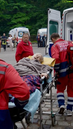 Mstyslav Chernov Instagram - At least 4 people were killed on Thursday in the largest attack on Lviv’s civilian infrastructure since Russia invaded Ukraine last year, destroying entire floors of a residential building that was struck and leaving the streets below covered in rubble.

Four were killed and nine others injured, Interior Minister Ihor Klymenko reported Thursday, as emergency service workers searched in the debris for more people trapped.

Ukraine’s air force reported it intercepted seven of the ten Kalibr cruise missiles that Russia fired from Black Sea toward the western Ukrainian region of Lviv and its namesake city around 1 a.m. (2200 GMT) Thursday.

Mayor Andriy Sadovyi said around 60 apartments and 50 cars in the area of strike were damaged.

In the early days of the war, Lviv served as a main transit point for millions of refugees from different parts of the country that crossed the border to Europe.

Hundreds of thousands of Ukrainians from the east and south remained in the calmer and safer Lviv.

Video by @mstyslav.chernov 

#ukraine #russia #invasion #war #news #documentary #video #lviv