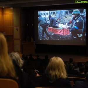 Mstyslav Chernov Instagram - Special screening of the documentary film @20daysinmariupol took place at the U.S. State Department. 
After 2 years of full-scale invasion Mariupol became the story of more than one city. It’s about Bakhmut, Popasna, Soledar, Volnovakha, Maryinka, Avdiivka… all those cities that have been destroyed and occupied by Russia. It’s about civilians that are being killed every day, about prisoners of war, that are still locked in prisons, and it’s about hope that one day we all can come back to our peaceful lives and rebuild our homes.