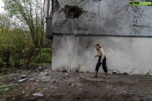 Mstyslav Chernov Instagram - This day is not any different from yesterday or tomorrow. The war persists, claiming lives of our loved ones. 10 years of the Russian invasion took their toll on every Ukrainian family.

But today amidst sorrow and anger, I feel pride and deep gratitude to my countrymen. I am inspired by their unity and courage. And I’m sure, a bright future is waiting for us.

These photos are from my hometown Kharkiv, which during last 2 years was heavily bombarded by Russian artillery.