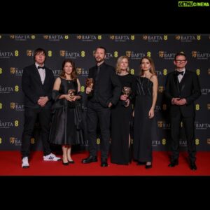Mstyslav Chernov Instagram - For me is more important than ever to be talking about Ukraine at the @bafta . 
We keep reminding the world about what is happening right now. We live in the time, when we are bombarded by tragedies. We live in a time when every day something terrible happens, and we hear it coming from everywhere: screens, newspapers, social media. And we forget tragedy, that happens yesterday.
So making a documentary, is the only way to preserve this story, preserve symbol or a city which doesn’t exist anymore.
This award is for the people of Mariupol, they have saved our lives.
And for families of hundreds Mariupol defenders, who are still in Russian prisons.

Foto @vlecaer /Invision/AP